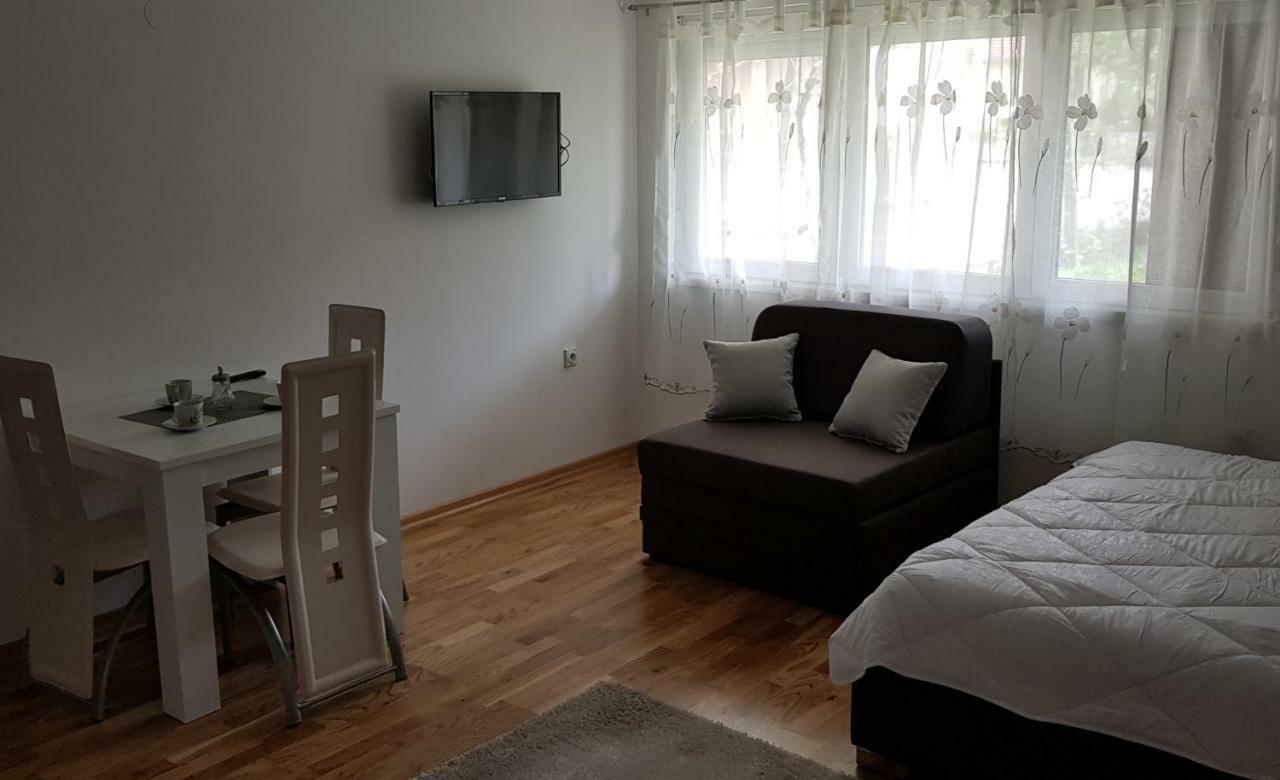 Banjalux Apartmani I Sobe Vrnjačka Banja Esterno foto