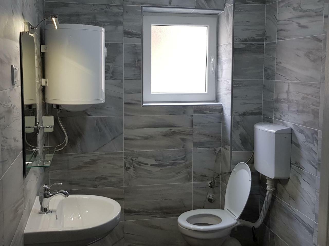Banjalux Apartmani I Sobe Vrnjačka Banja Esterno foto